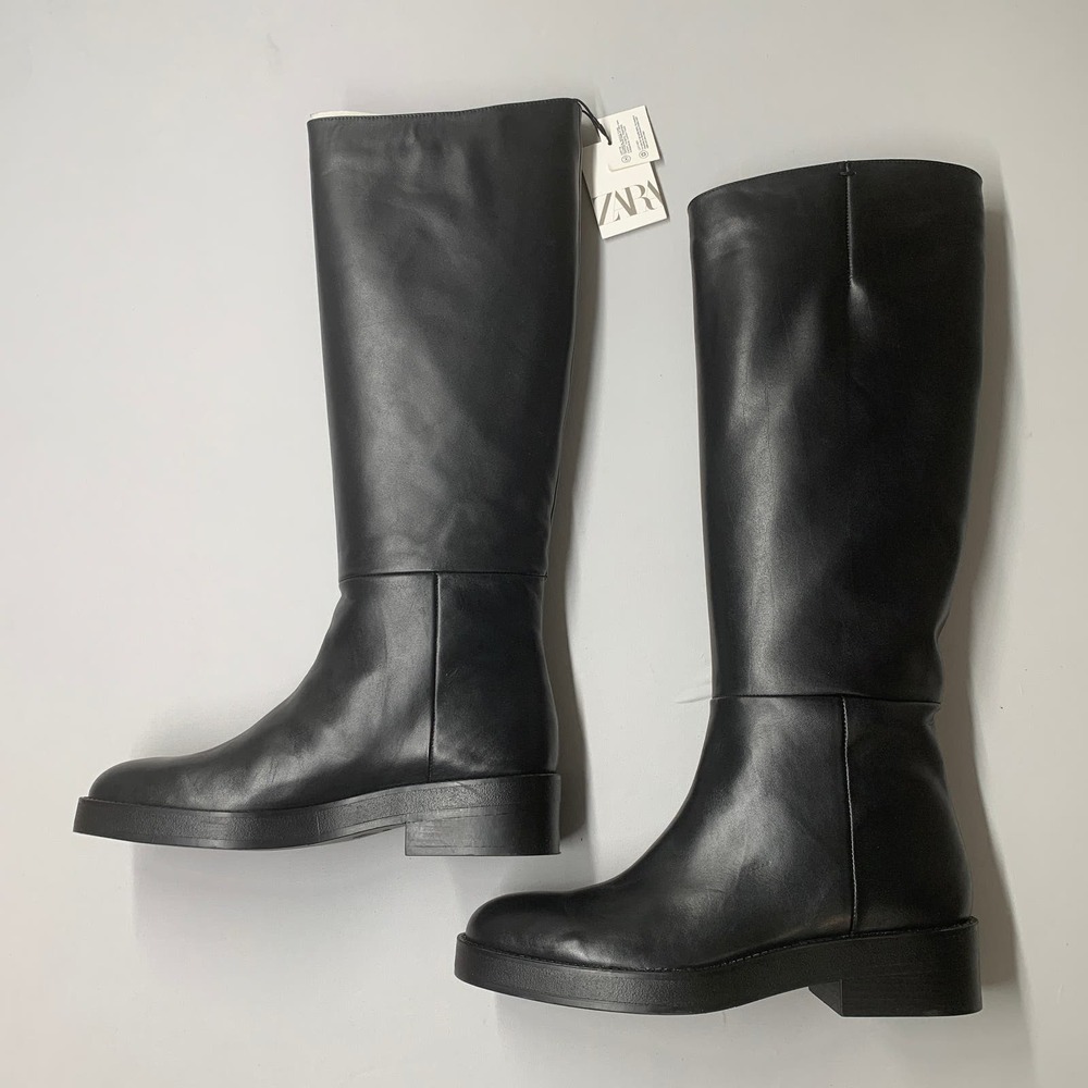 ZARA Women Leather Boots 9 Black Leather Knee High Shaft Boots Slip On Flat Heel